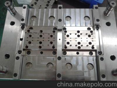 塑膠模具與五金模具 圖片、分類與東莞業勤的應用